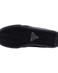 APACHE BLACK/BLACK (TOMMY SANDOVAL)