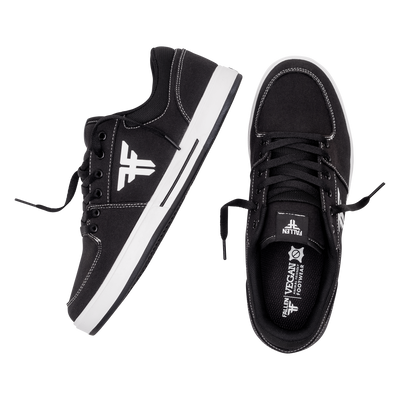 PATRIOT	BLACK / WHITE