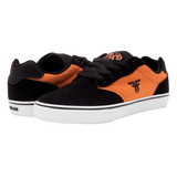 THE GOAT	APRICOT / BLACK / WHITE