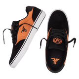 THE GOAT	APRICOT / BLACK / WHITE