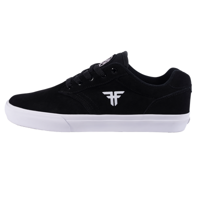 THE GOAT	BLACK / WHITE