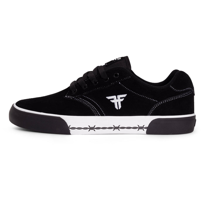 THE GOAT	BLACK / THORNS