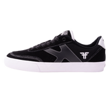 THE KNOCKOUT	BLACK/WHITE